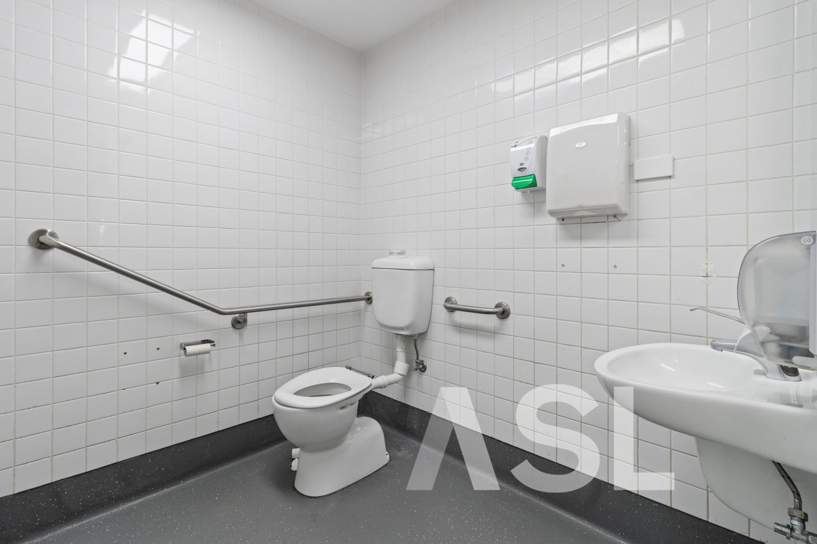 025 Open2view ID871605 43 Brighton Road 025 Open2view ID871605 43 Brighton Road