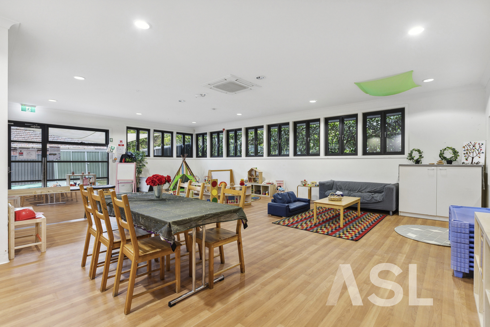 016_Open2view_ID894723-66_-_70_High_Street_Road__Ashwood 016_Open2view_ID894723-66_-_70_High_Street_Road__Ashwood