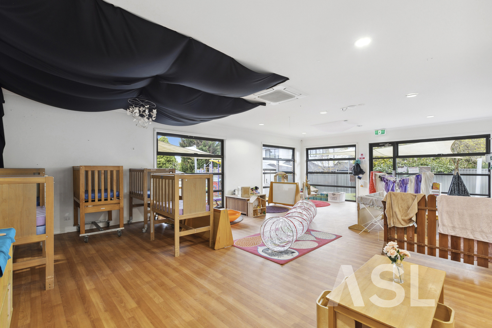 018_Open2view_ID894723-66_-_70_High_Street_Road__Ashwood 018_Open2view_ID894723-66_-_70_High_Street_Road__Ashwood