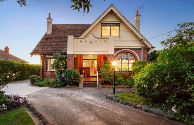 5f522354 6 Month Lease as house being demolished – Elegant 4 bedroom period home with pool Location Photo