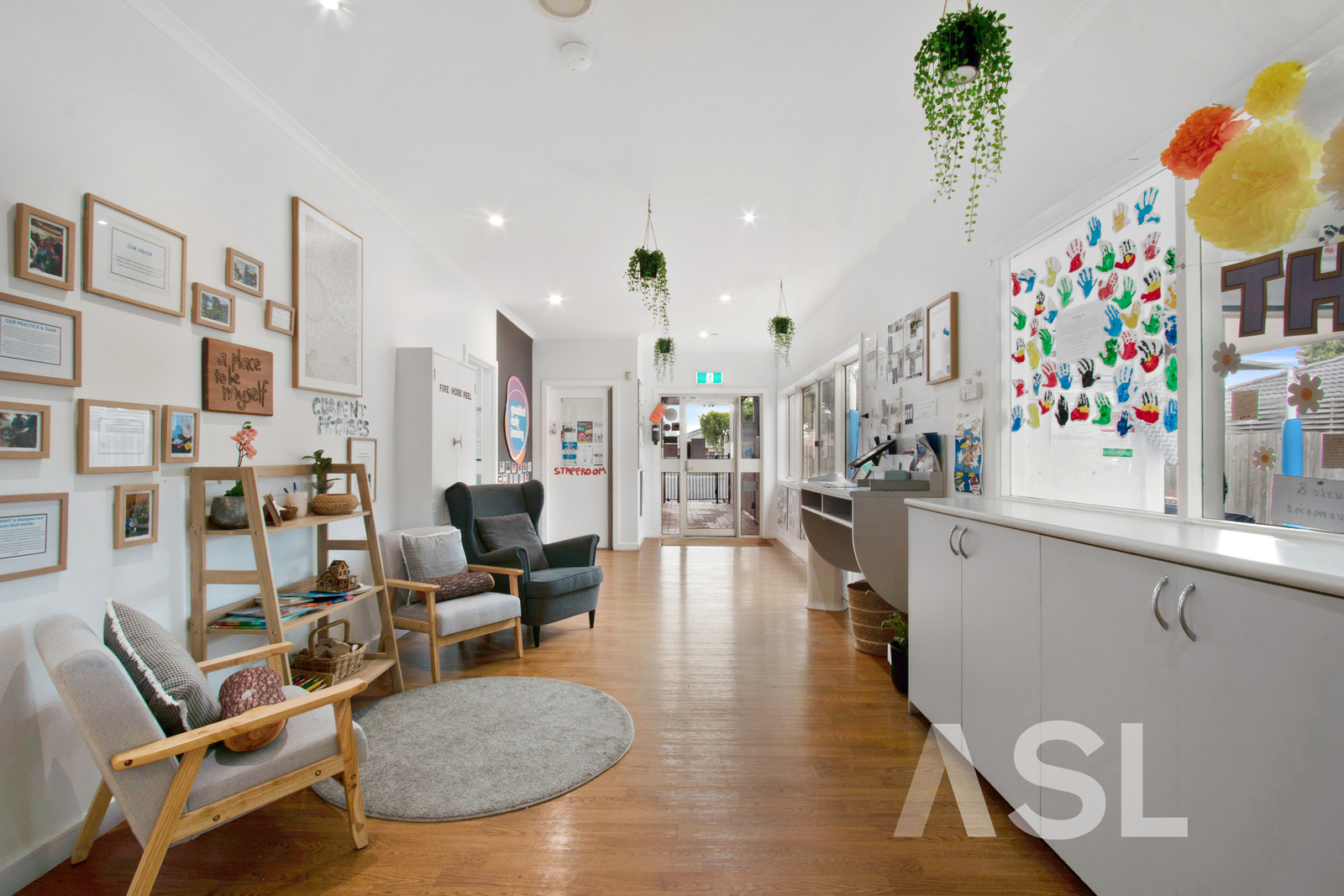 021_Open2view_ID899345-8_Moresby 021_Open2view_ID899345-8_Moresby