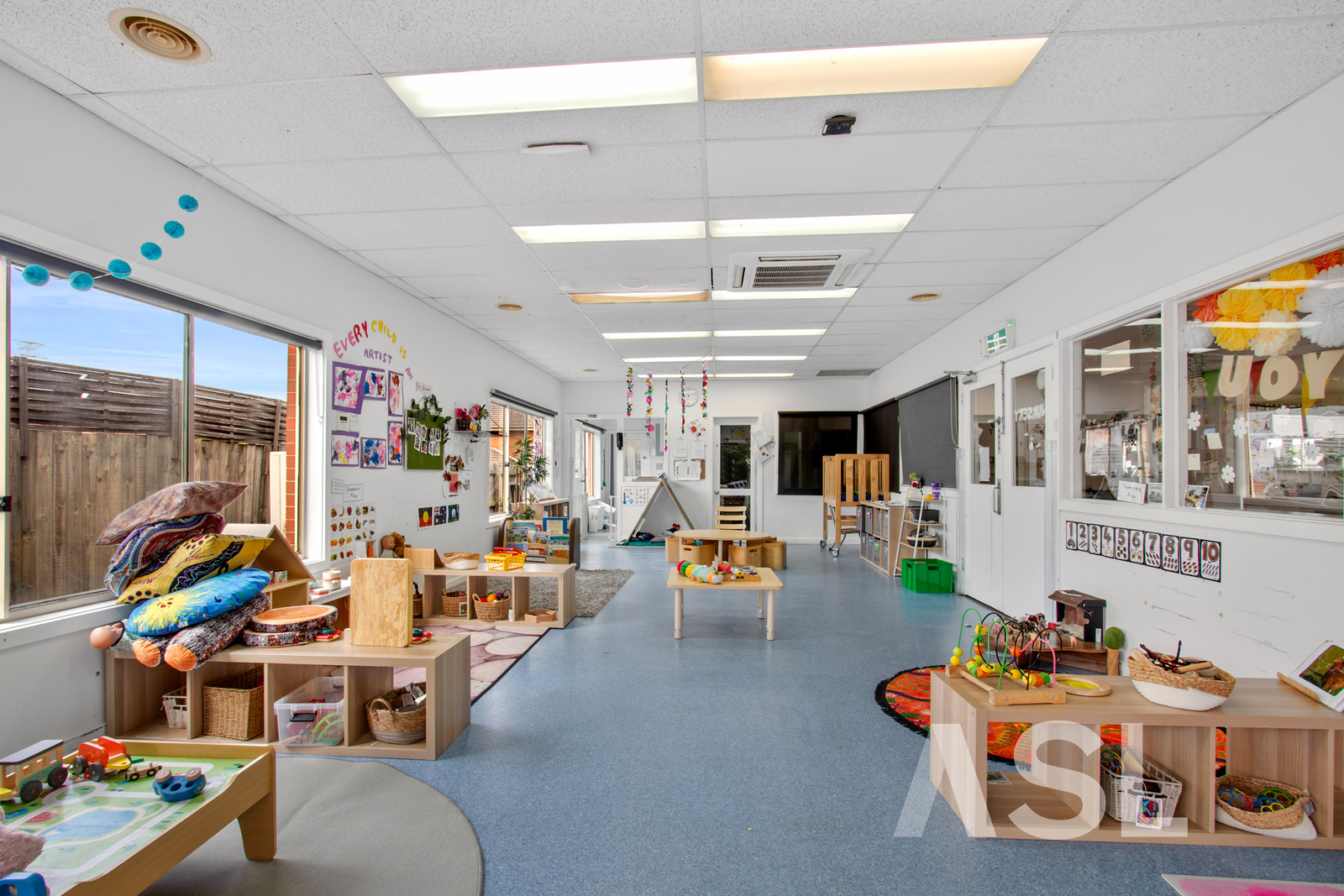 033_Open2view_ID899345-8_Moresby 033_Open2view_ID899345-8_Moresby