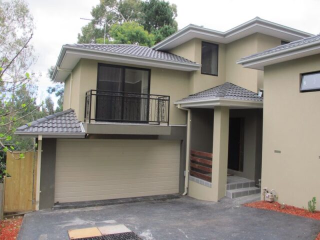 MAIN.1541990448 Stylish 3-Bedroom Townhouse in Doncaster East Location Photo